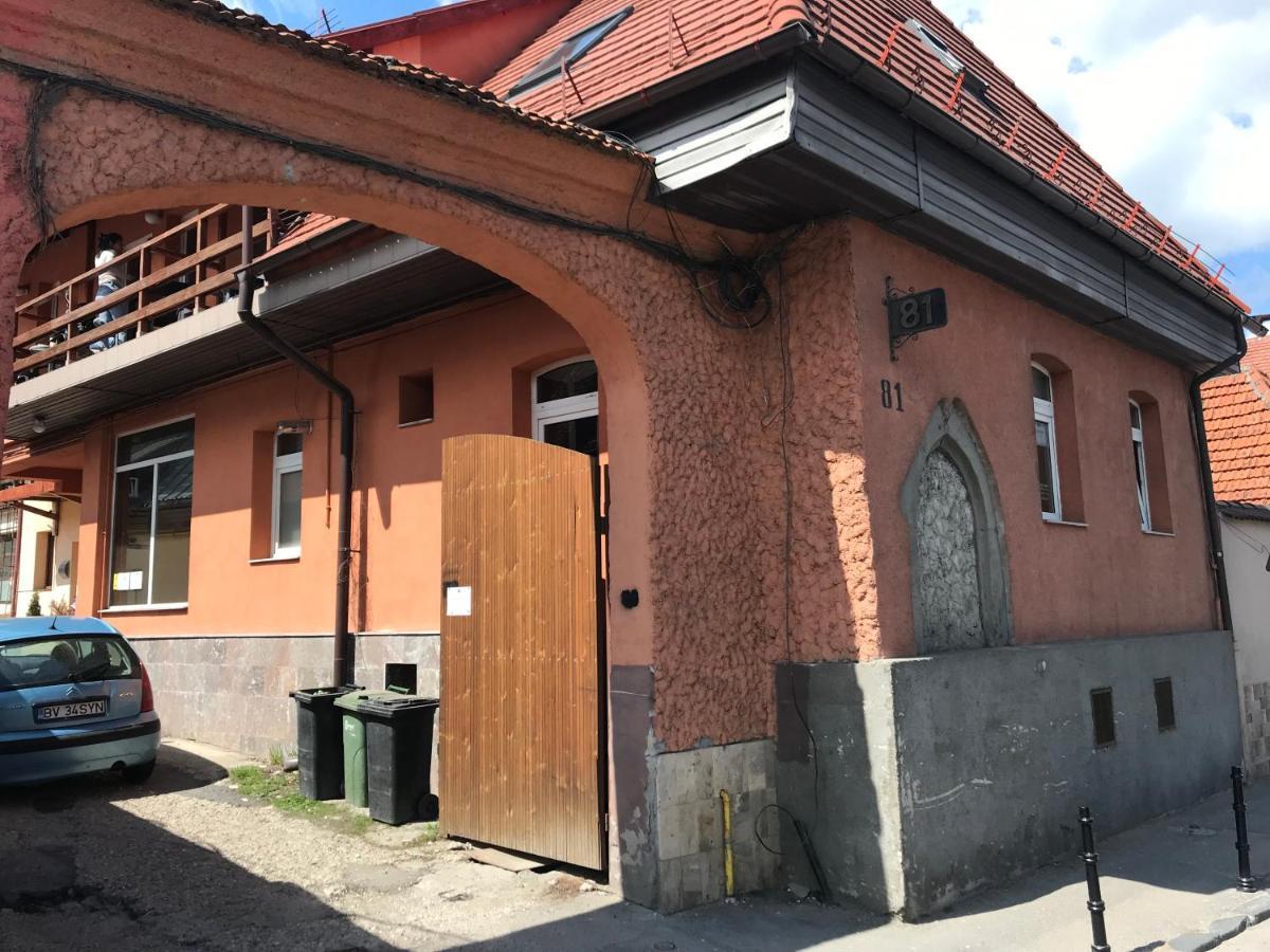 Scarlette Hotel Brasov Exterior photo